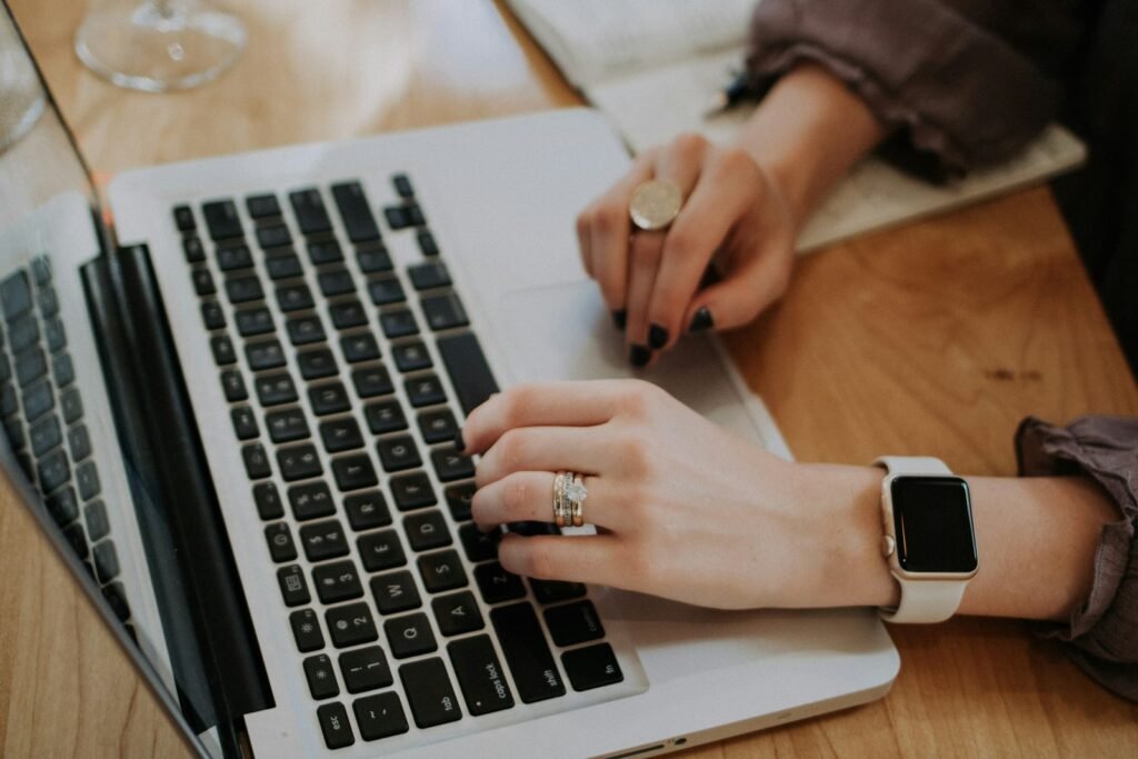 How to Write a Guest Post Editors Accept: 11 Rules From the Publisher’s Side